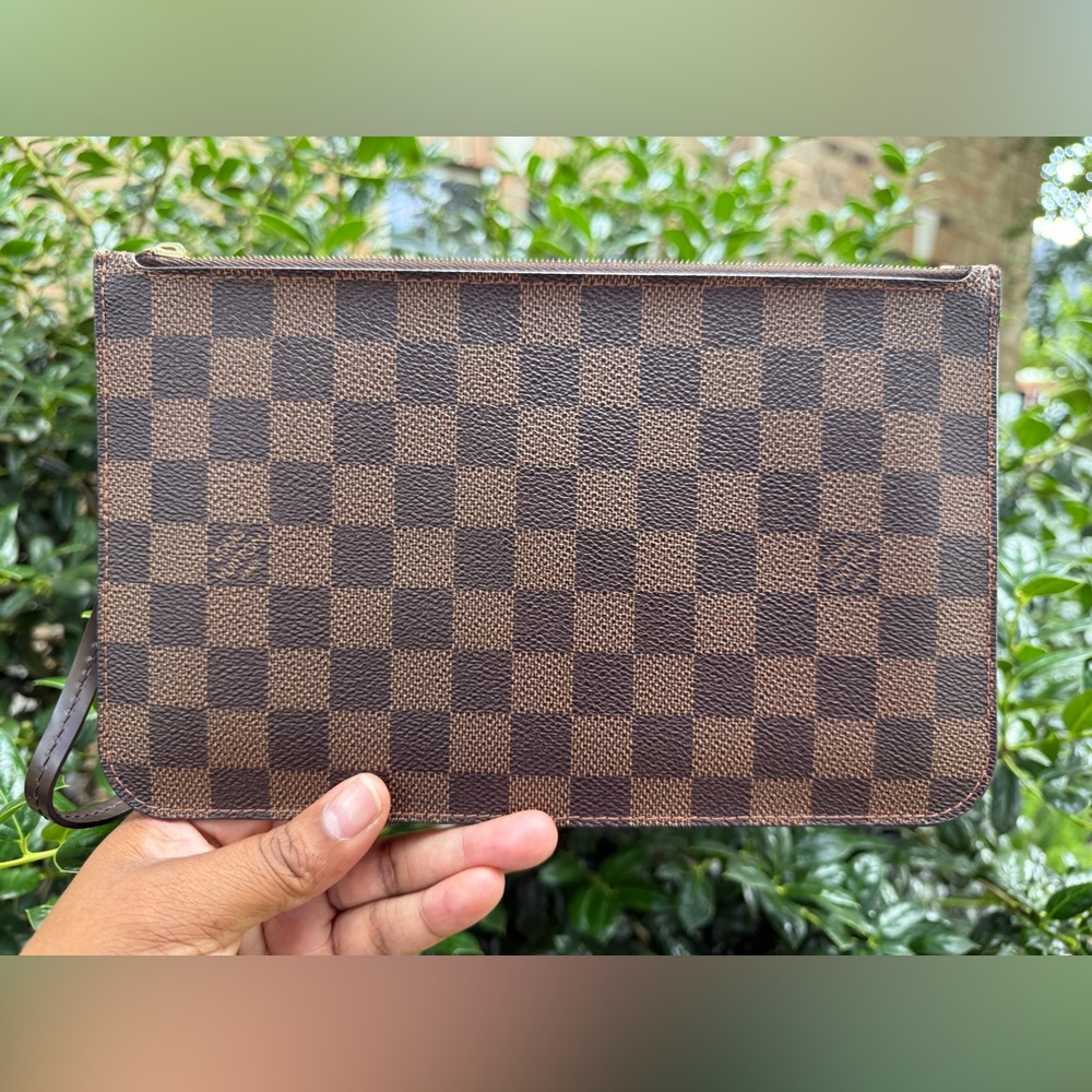 Louis Vuitton Damier Ebene MM pouch